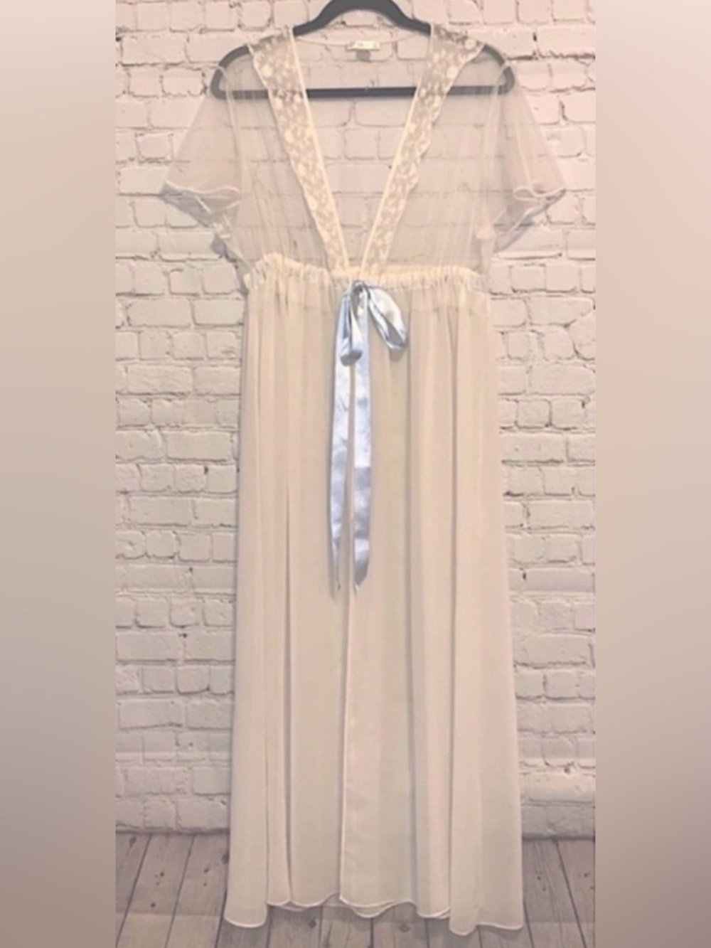 Vintage Flora Nikrooz Gown W/Pale Blue Satin Tie